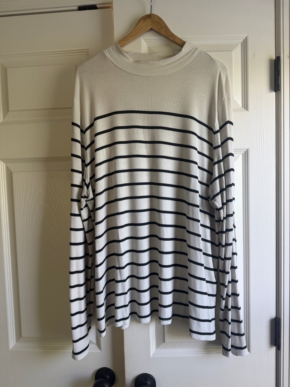 Ava & Viv white Crewneck Sweater with Black Stripes